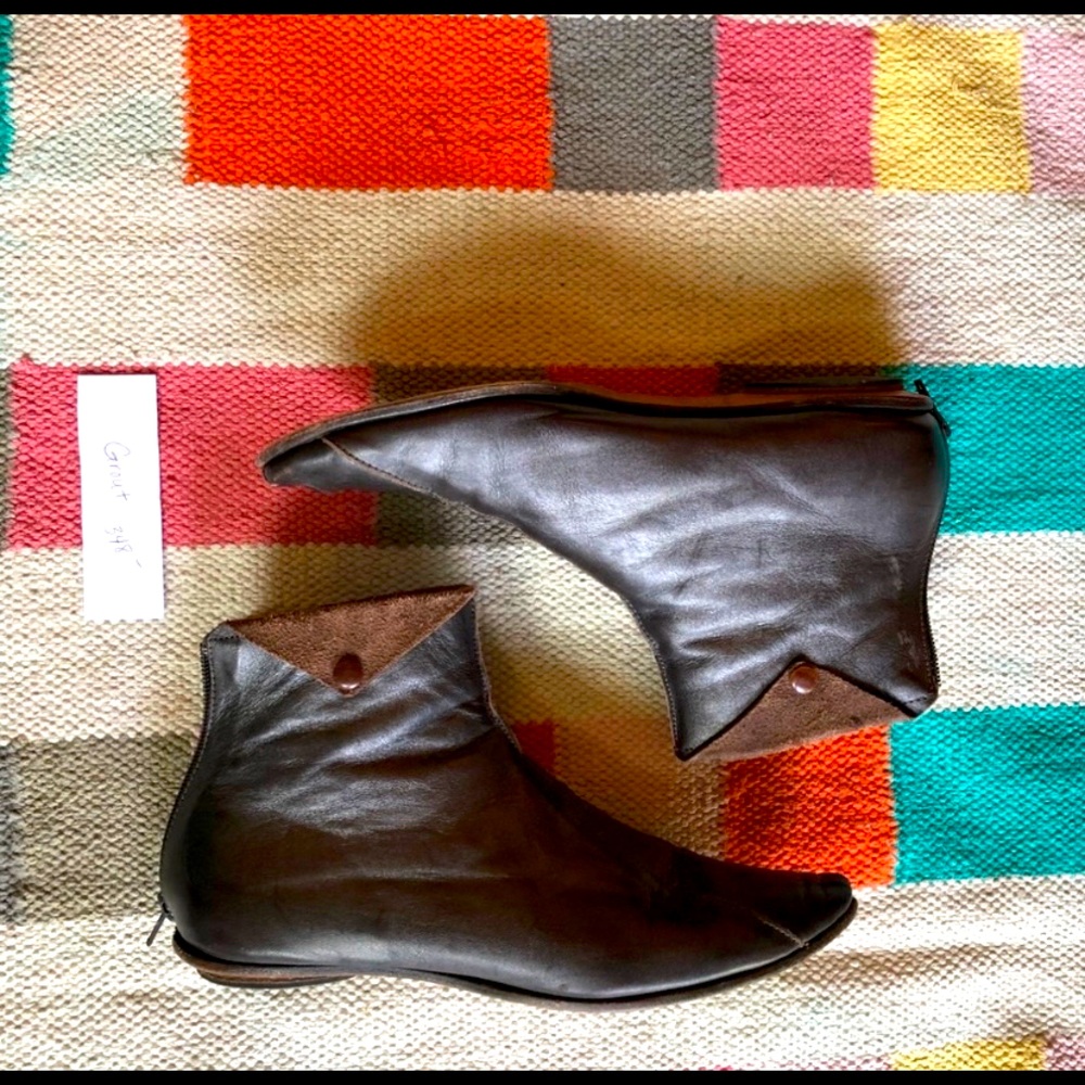 Cydwoq "Grout" booties handmade size 39.5 US 9.5